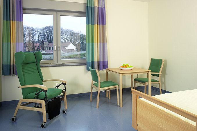Zimmer in Seniorenpflegeheim